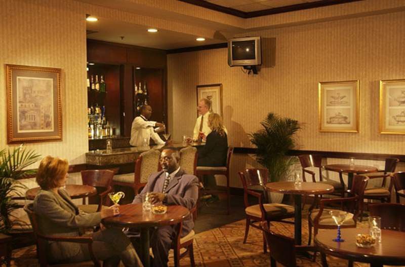 Crowne Plaza Downtown By Ihg Hotel 3*